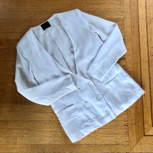 GESTUZ WHITE DOUBLE BREASTED SUMMER BLAZER - Picture 2 of 5